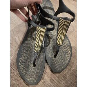 Jelly Thong Sandals Black Gold
